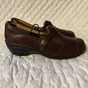 Clarks Unstructured Brown Leather Button Strap Wedge Loafers Womens Size 9